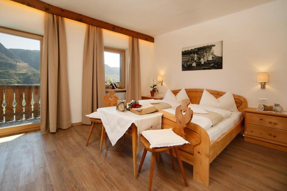 Biedermannhof Hotel Cermes Bagian luar foto